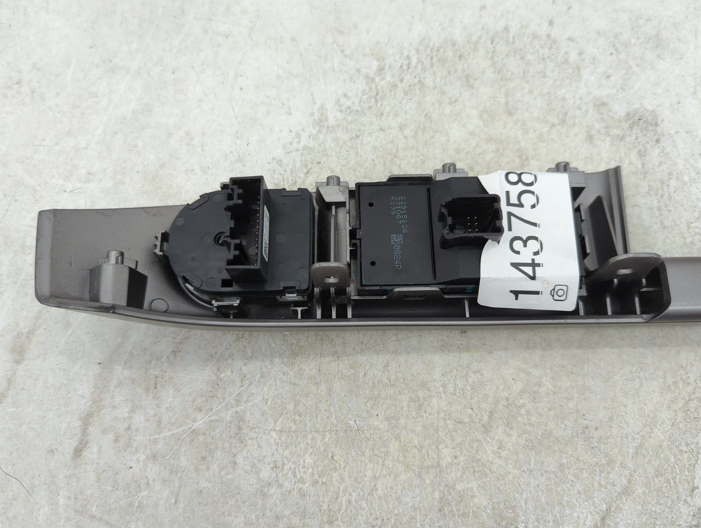 2017-2019 Chevrolet Sonic Master Power Window Switch Replacement Driver Side Left P/N:22915124 Fits OEM Used Auto Parts - Oe