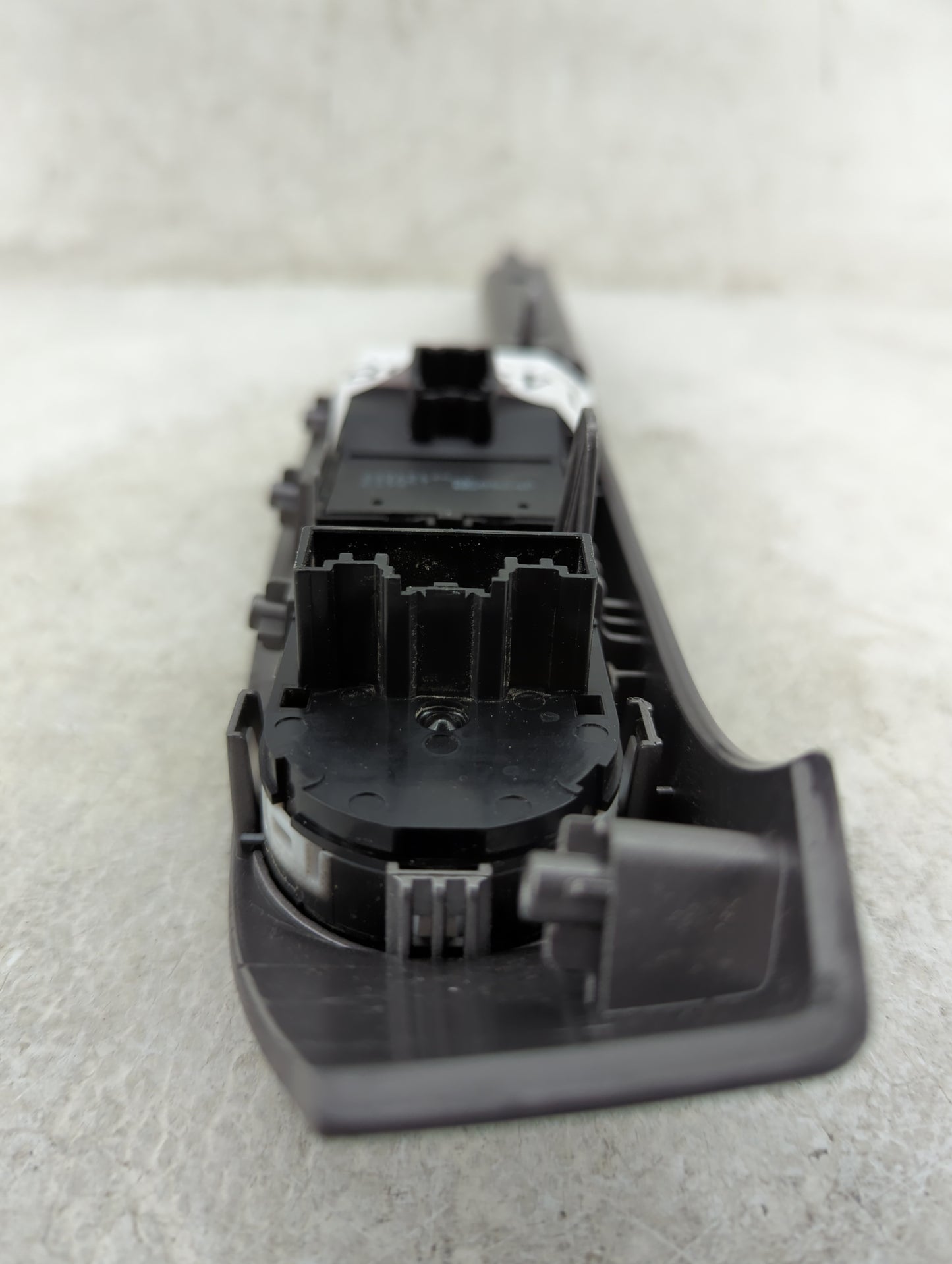 2017-2019 Chevrolet Sonic Master Power Window Switch Replacement Driver Side Left P/N:22915124 Fits OEM Used Auto Parts - Oe