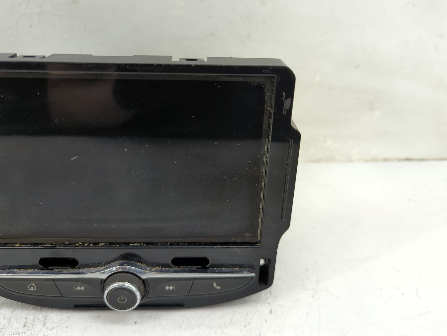 2018 Chevrolet Sonic Information Display Screen - Oemusedautoparts1.com