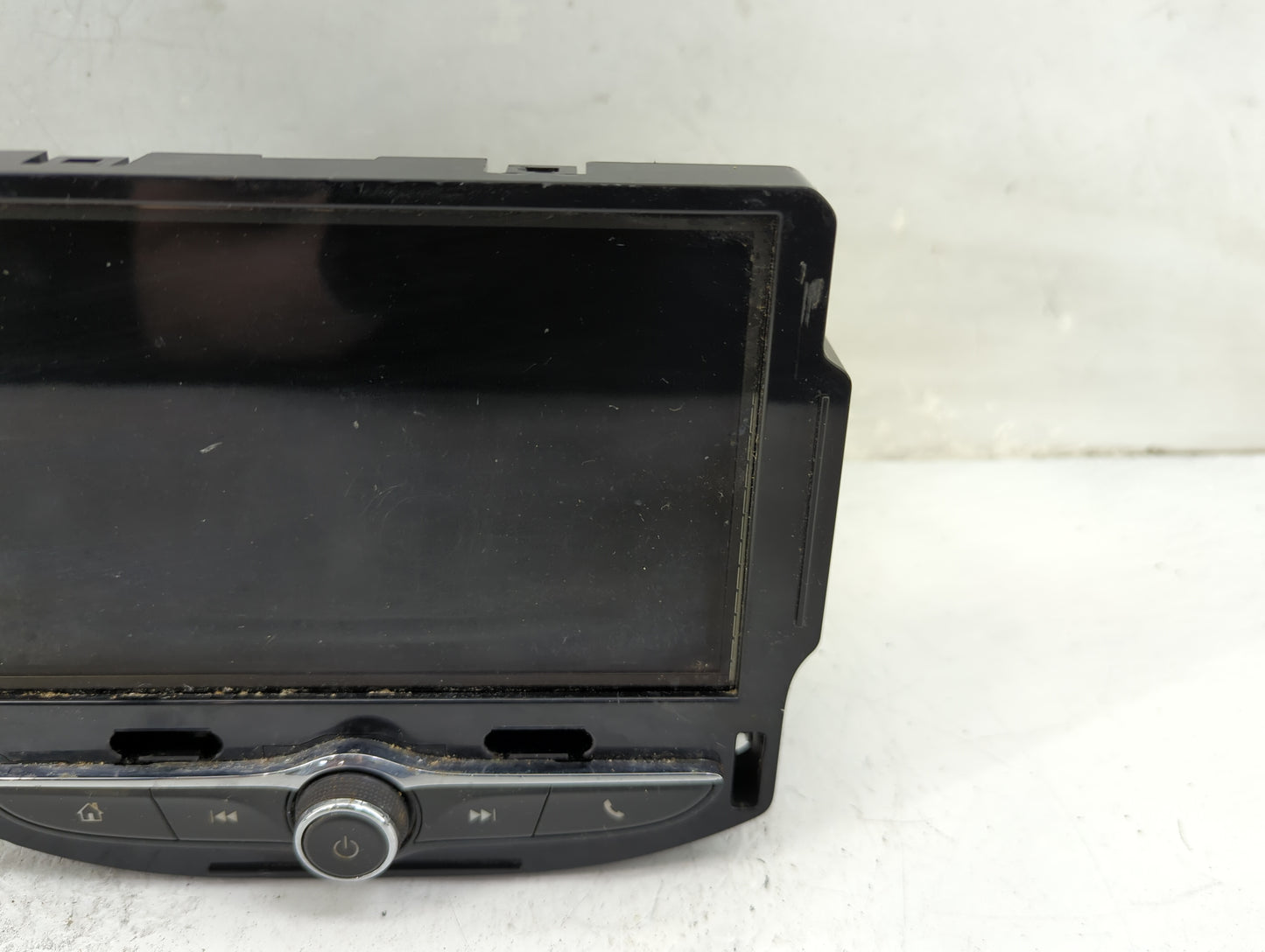 2018 Chevrolet Sonic Information Display Screen - Oemusedautoparts1.com