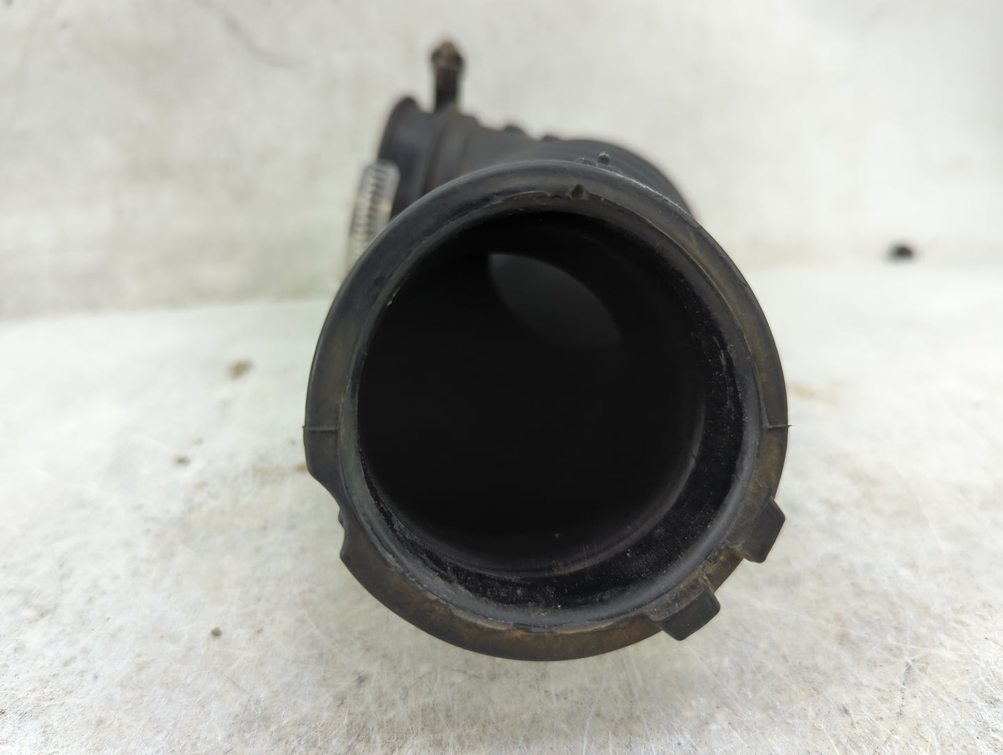 2018 Chevrolet Sonic Air Cleaner Intake Duct Hose Tube 1466542 - Oemusedautoparts1.com