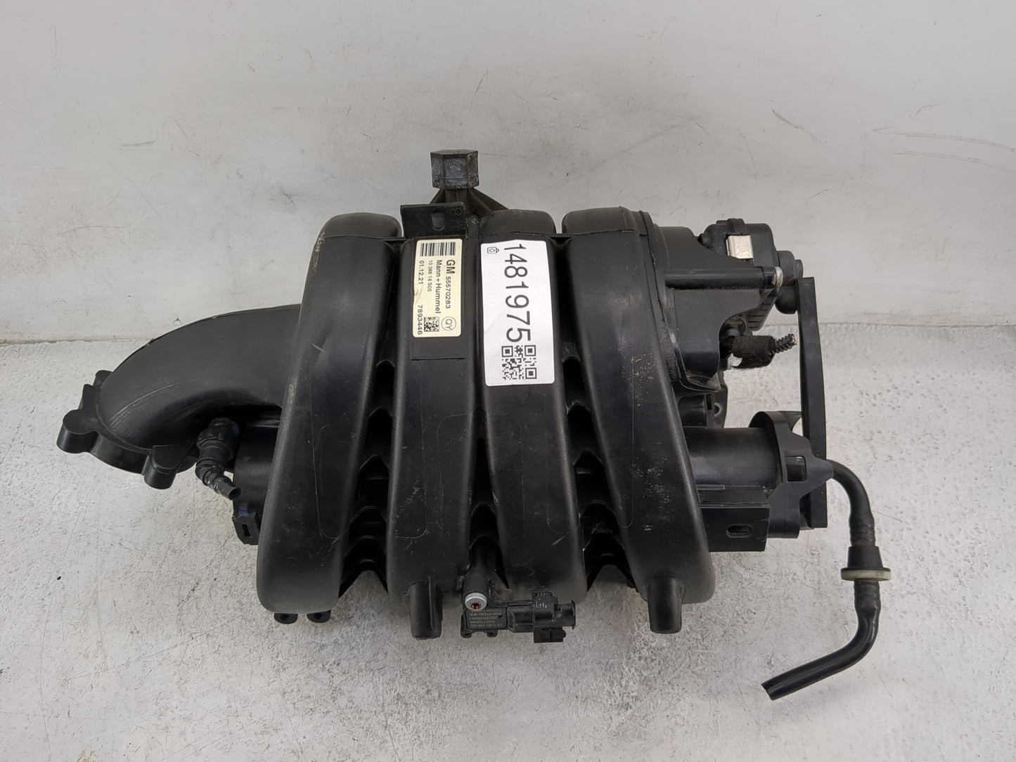2012-2018 Chevrolet Sonic Air Intake Manifold P/N:55570283 10 388 14 S05 Fits Fits 2011 2012 2013 2014 2015 2016 2017 2018 O
