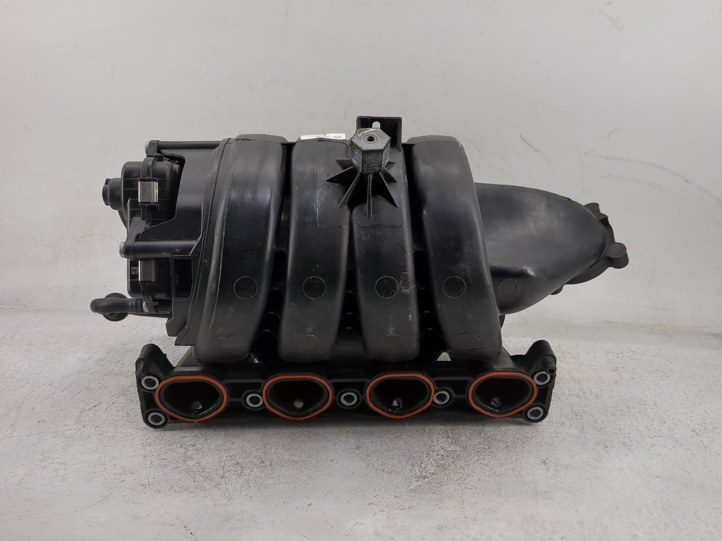 2012-2018 Chevrolet Sonic Air Intake Manifold P/N:55570283 10 388 14 S05 Fits Fits 2011 2012 2013 2014 2015 2016 2017 2018 O