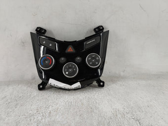 compare product 2017-2019 Chevrolet Sonic Climate Control Module Temperature AC/Heater Replacement P/N:42521802 3239800000000X Fits OEM Used Auto Parts