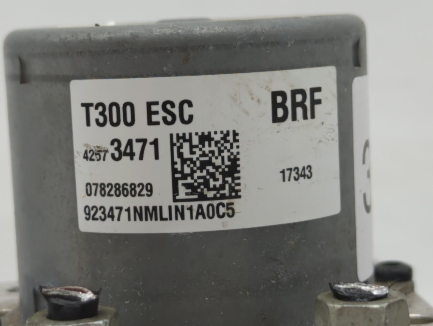 2017-2018 Chevrolet Sonic ABS Pump Control Module Replacement P/N:42573471 42520672 Fits Fits 2017 2018 OEM Used Auto Parts 