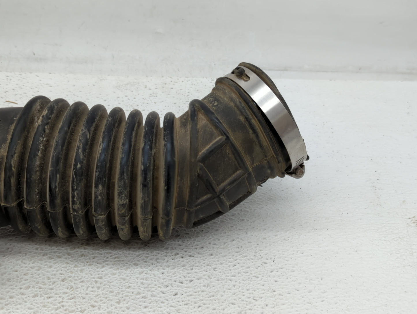 2018 Chevrolet Sonic Air Cleaner Intake Duct Hose Tube - Oemusedautoparts1.com