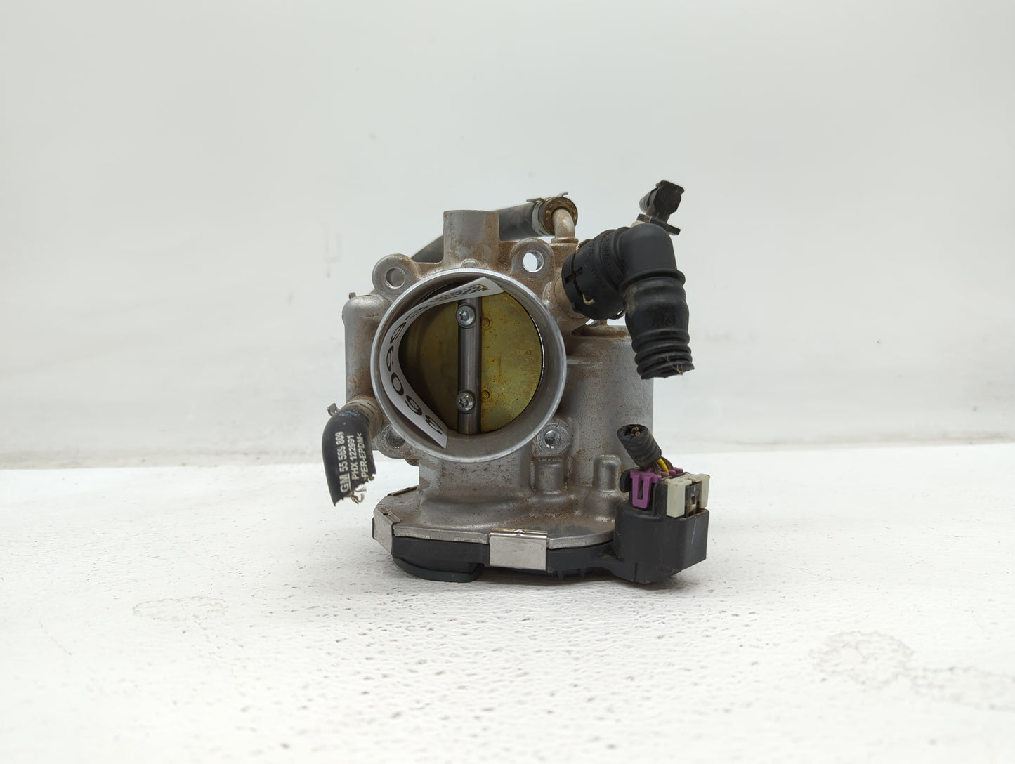 2012-2018 Chevrolet Sonic Throttle Body P/N:55577375 55561495 Fits Fits 2009 2010 2011 2012 2013 2014 2015 2016 2017 2018 OE