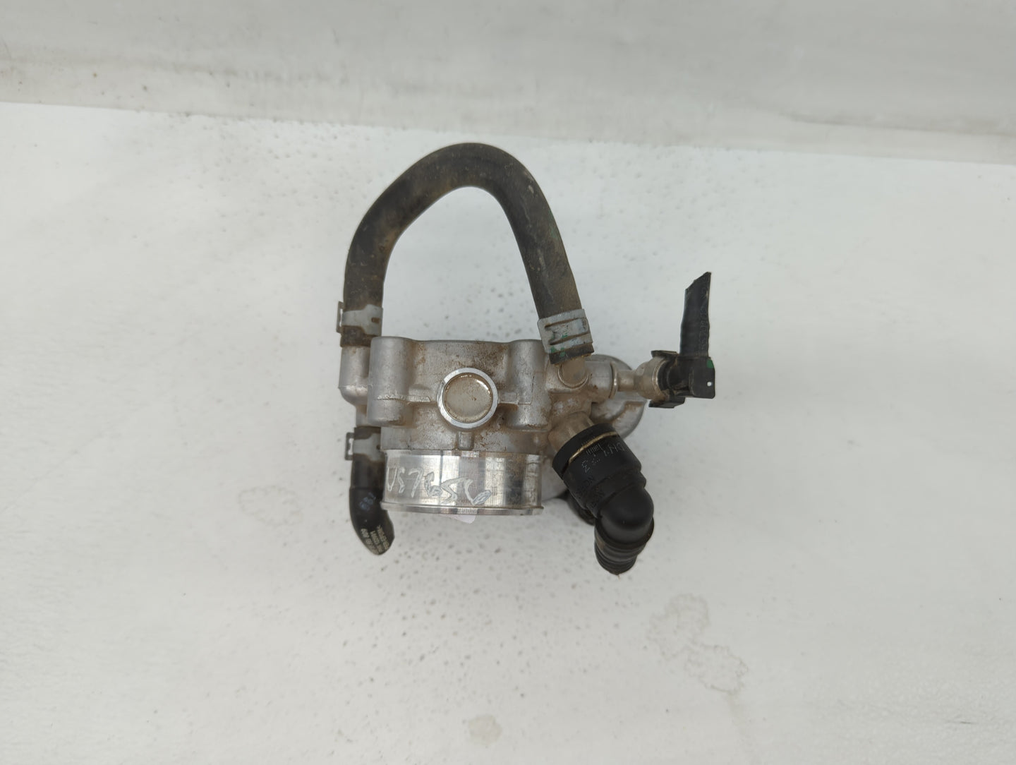 2012-2018 Chevrolet Sonic Throttle Body P/N:55577375 55561495 Fits Fits 2009 2010 2011 2012 2013 2014 2015 2016 2017 2018 OE