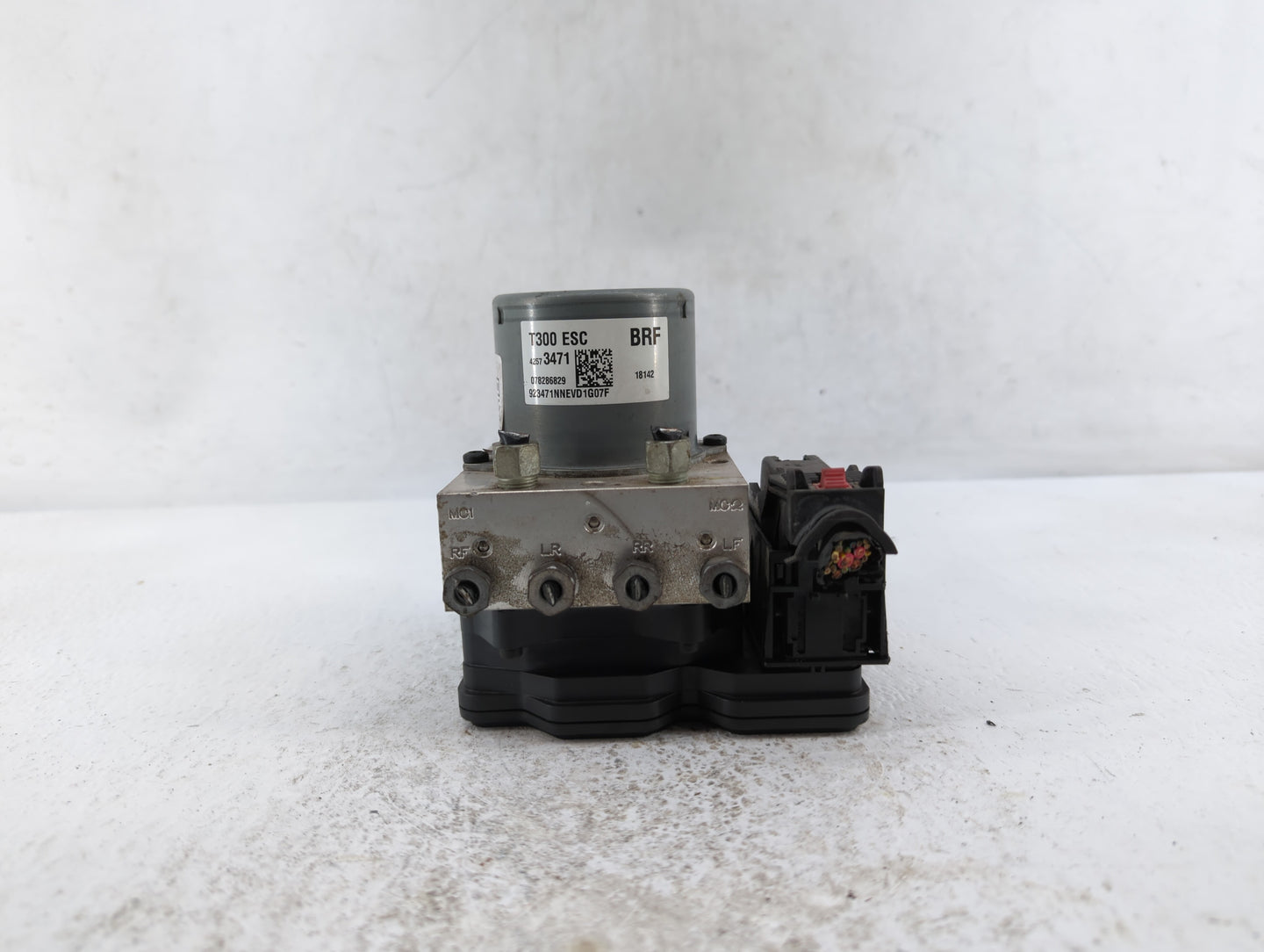 2017-2019 Chevrolet Sonic ABS Pump Control Module Replacement P/N:42573471 Fits Fits 2017 2018 2019 OEM Used Auto Parts - Oe