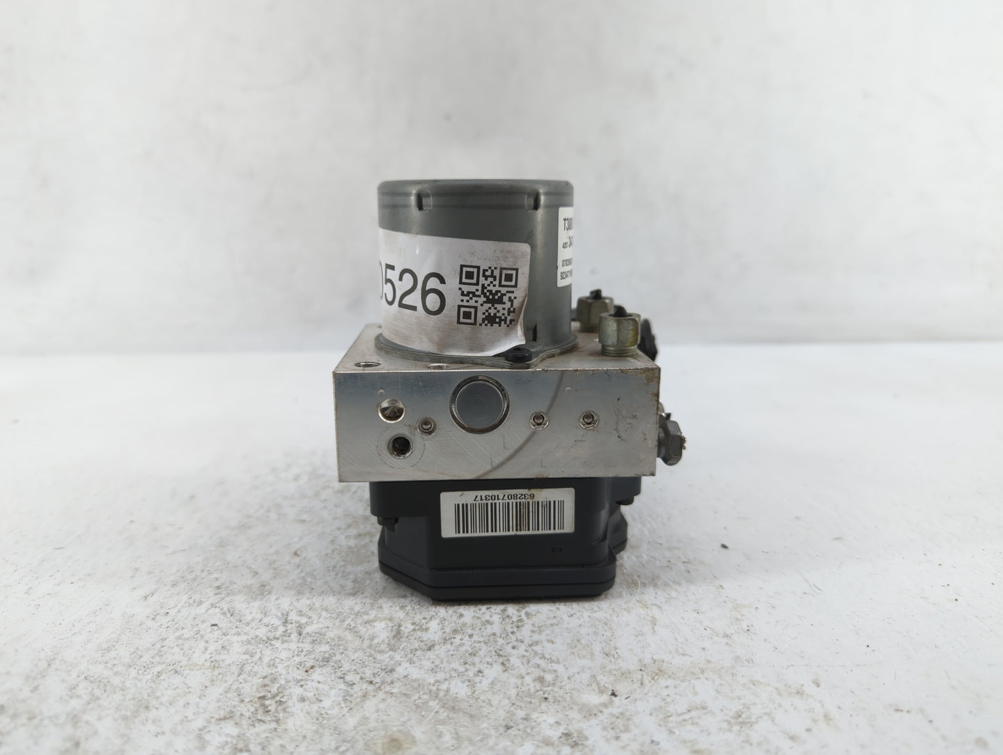 2017-2019 Chevrolet Sonic ABS Pump Control Module Replacement P/N:42573471 Fits Fits 2017 2018 2019 OEM Used Auto Parts - Oe