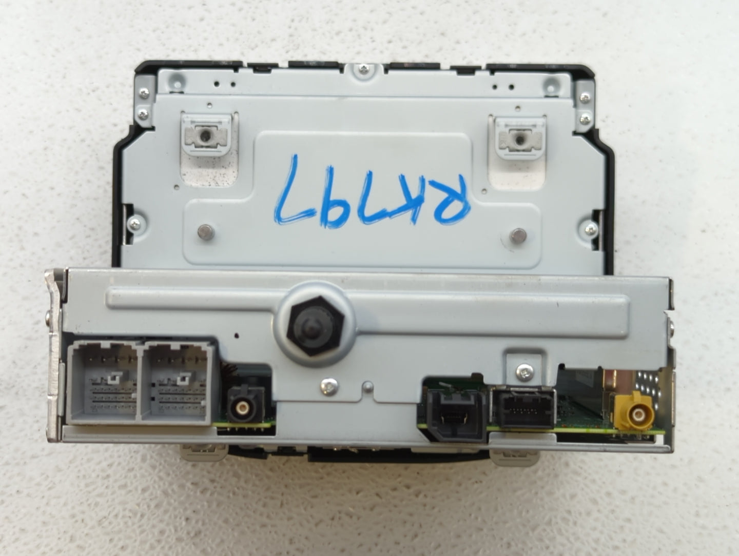 2018-2018 Chevrolet Sonic Am Fm Cd Player Radio Receiver - Oemusedautoparts1.com