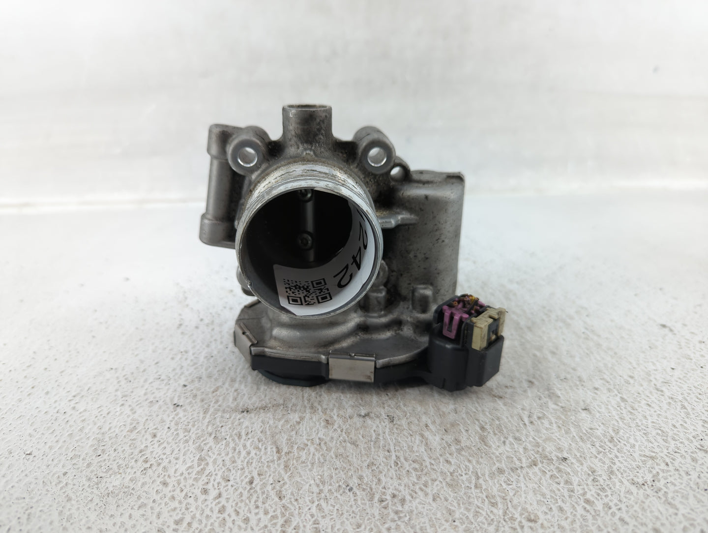 2012-2019 Chevrolet Sonic Throttle Body P/N:55565489 Fits Fits 2011 2012 2013 2014 2015 2016 2017 2018 2019 2020 2021 OEM Us