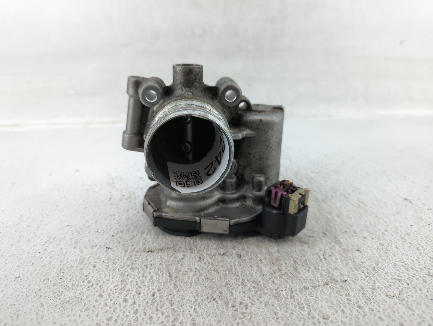 2012-2019 Chevrolet Sonic Throttle Body P/N:55565489 Fits Fits 2011 2012 2013 2014 2015 2016 2017 2018 2019 2020 2021 OEM Us