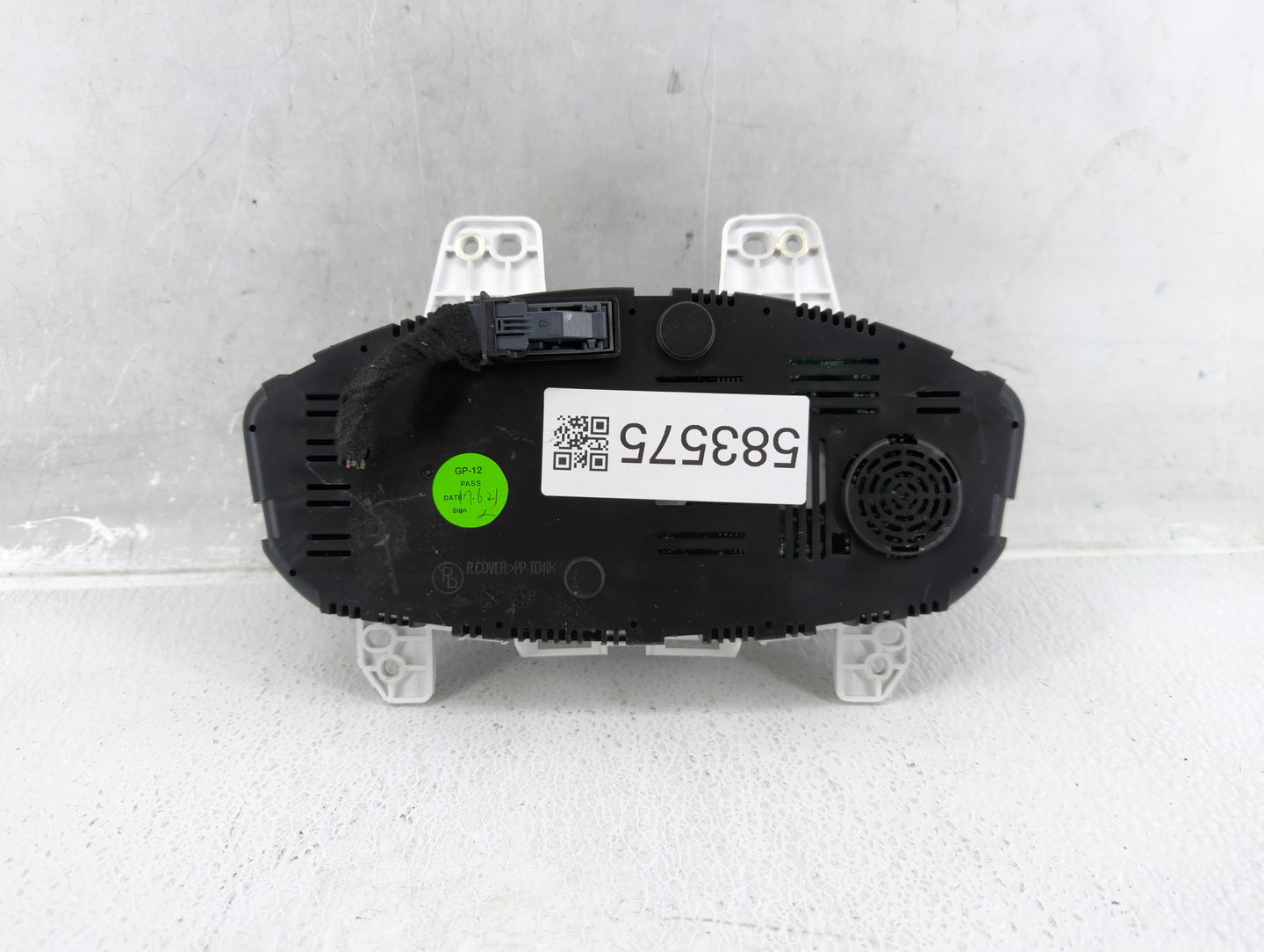 2017-2019 Chevrolet Sonic Instrument Cluster Speedometer Gauges P/N:42693977 42574339, 42527220, 42650672 Fits Fits 2017 201
