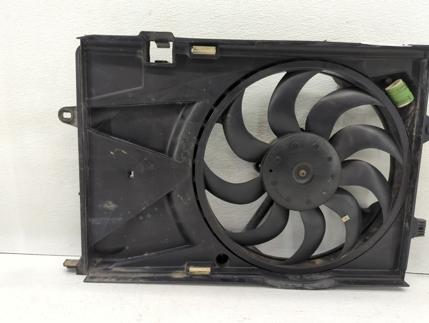 2014-2019 Chevrolet Sonic Left Radiator Fan Motor Assembly - Oemusedautoparts1.com