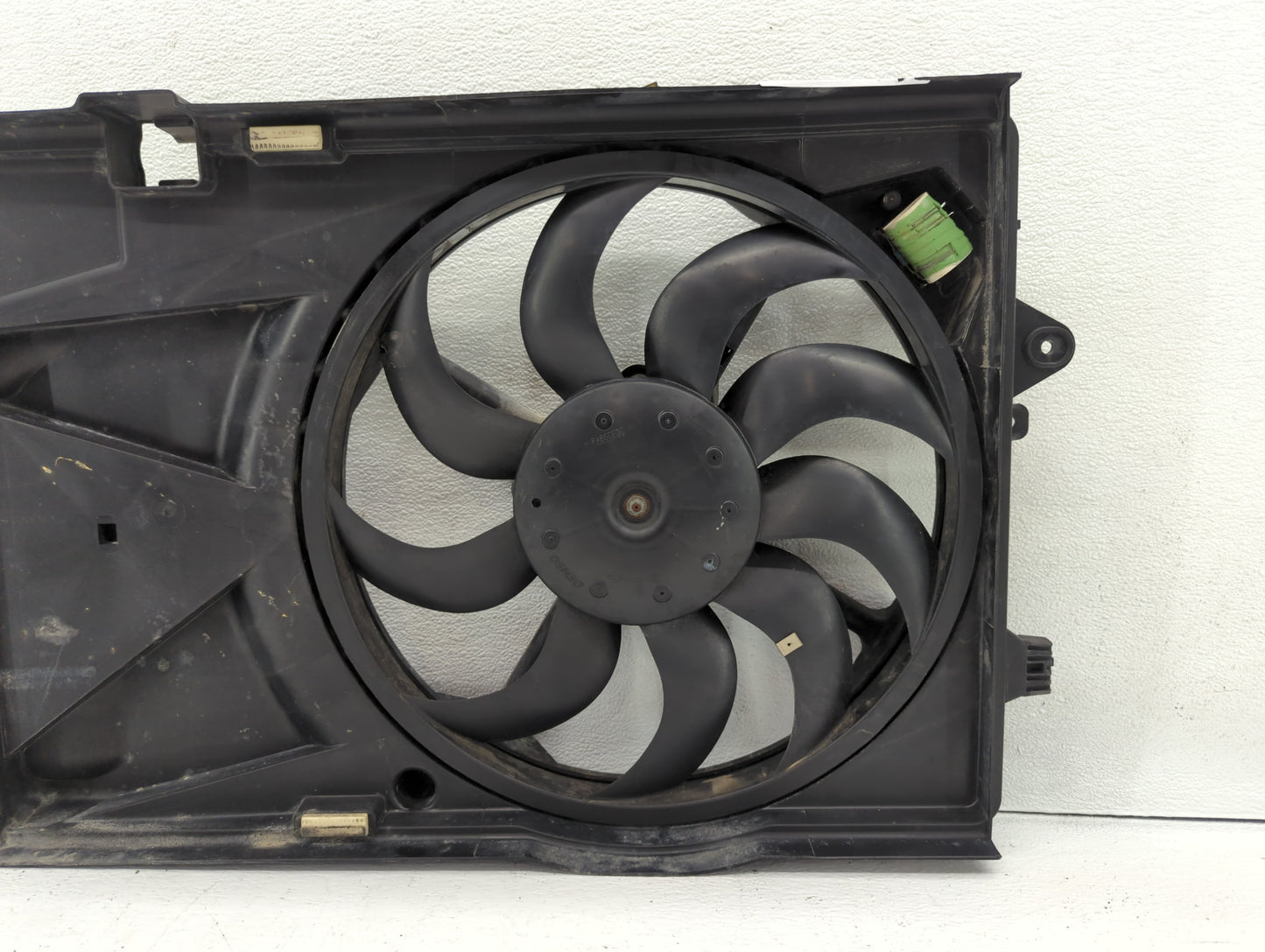 2014-2019 Chevrolet Sonic Left Radiator Fan Motor Assembly - Oemusedautoparts1.com