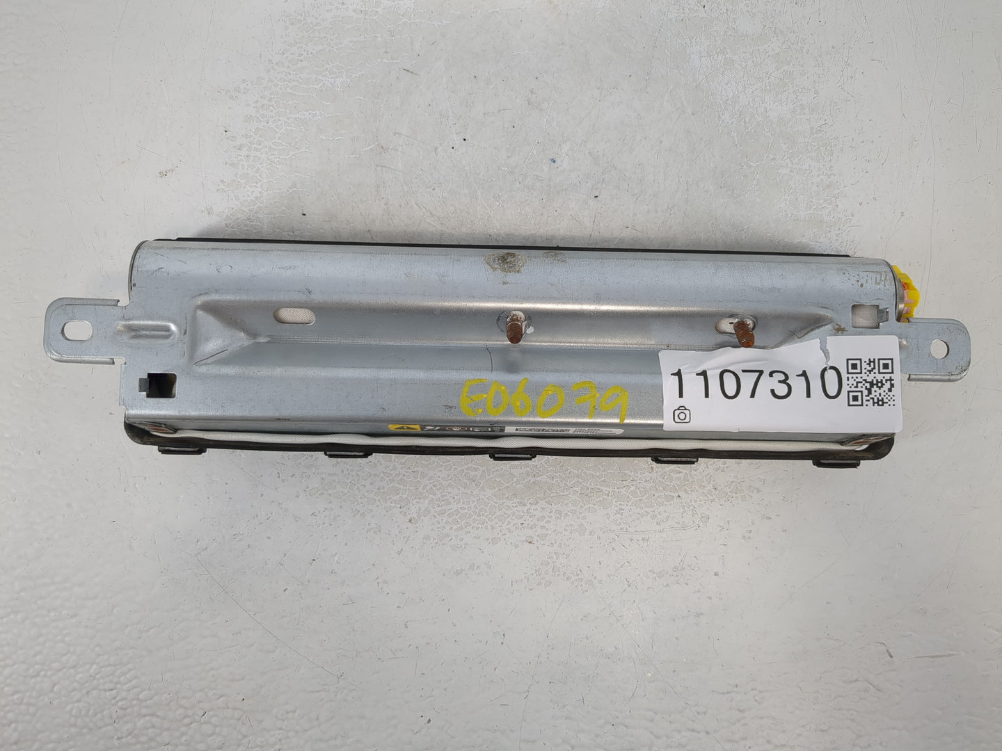 2018-2022 Chevrolet Spark Air Bag Passenger Right Dashboard OEM P/N:42589623 Fits Fits 2018 2019 2020 2021 2022 OEM Used Aut
