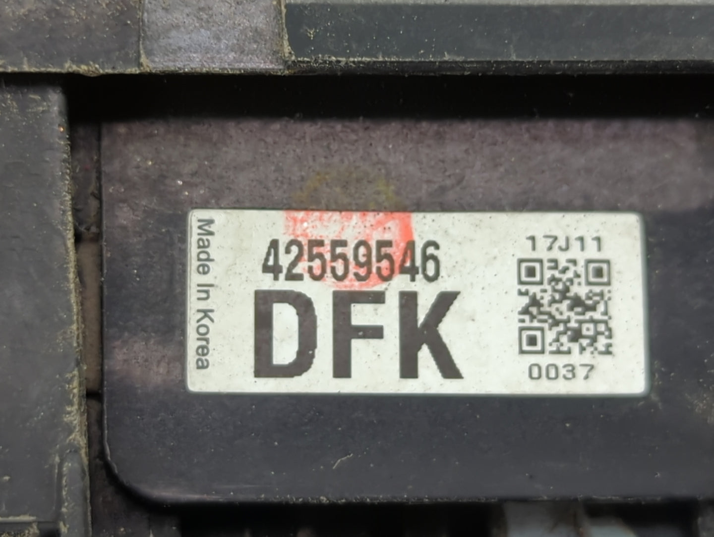 2017-2019 Chevrolet Spark Fusebox Fuse Box Panel Relay Module P/N:42559546 Fits Fits 2017 2018 2019 OEM Used Auto Parts - Oe