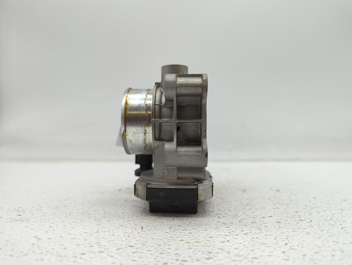 2016-2018 Chevrolet Spark Throttle Body P/N:12673014 Fits Fits 2016 2017 2018 OEM Used Auto Parts - Oemusedautoparts1.com