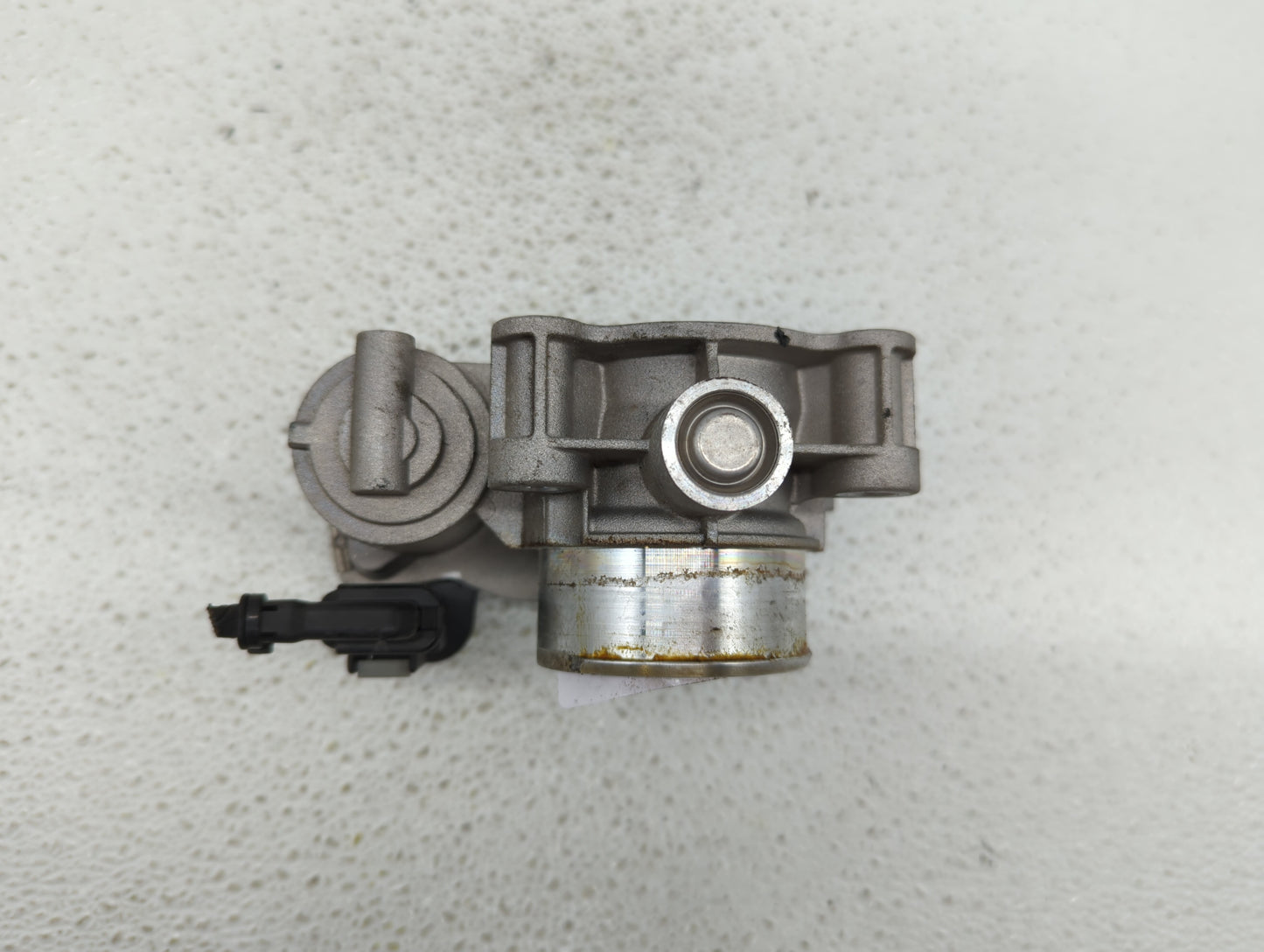 2016-2018 Chevrolet Spark Throttle Body P/N:12673014 Fits Fits 2016 2017 2018 OEM Used Auto Parts - Oemusedautoparts1.com