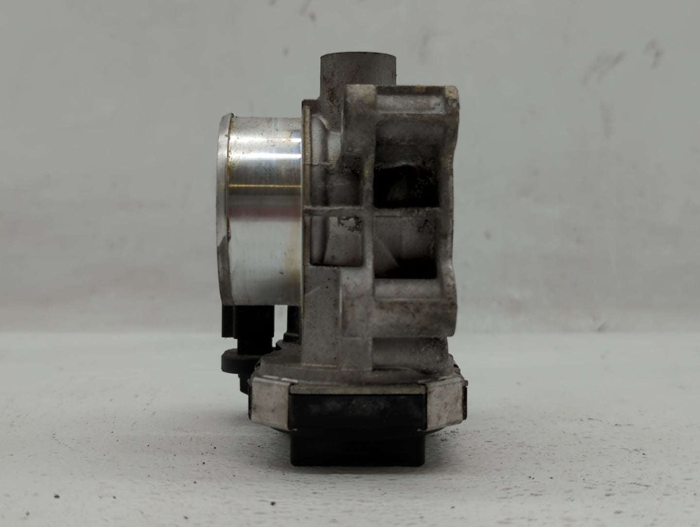 2016-2022 Chevrolet Spark Throttle Body P/N:12673014 31293736 Fits Fits 2016 2017 2018 2019 2020 2021 2022 OEM Used Auto Par