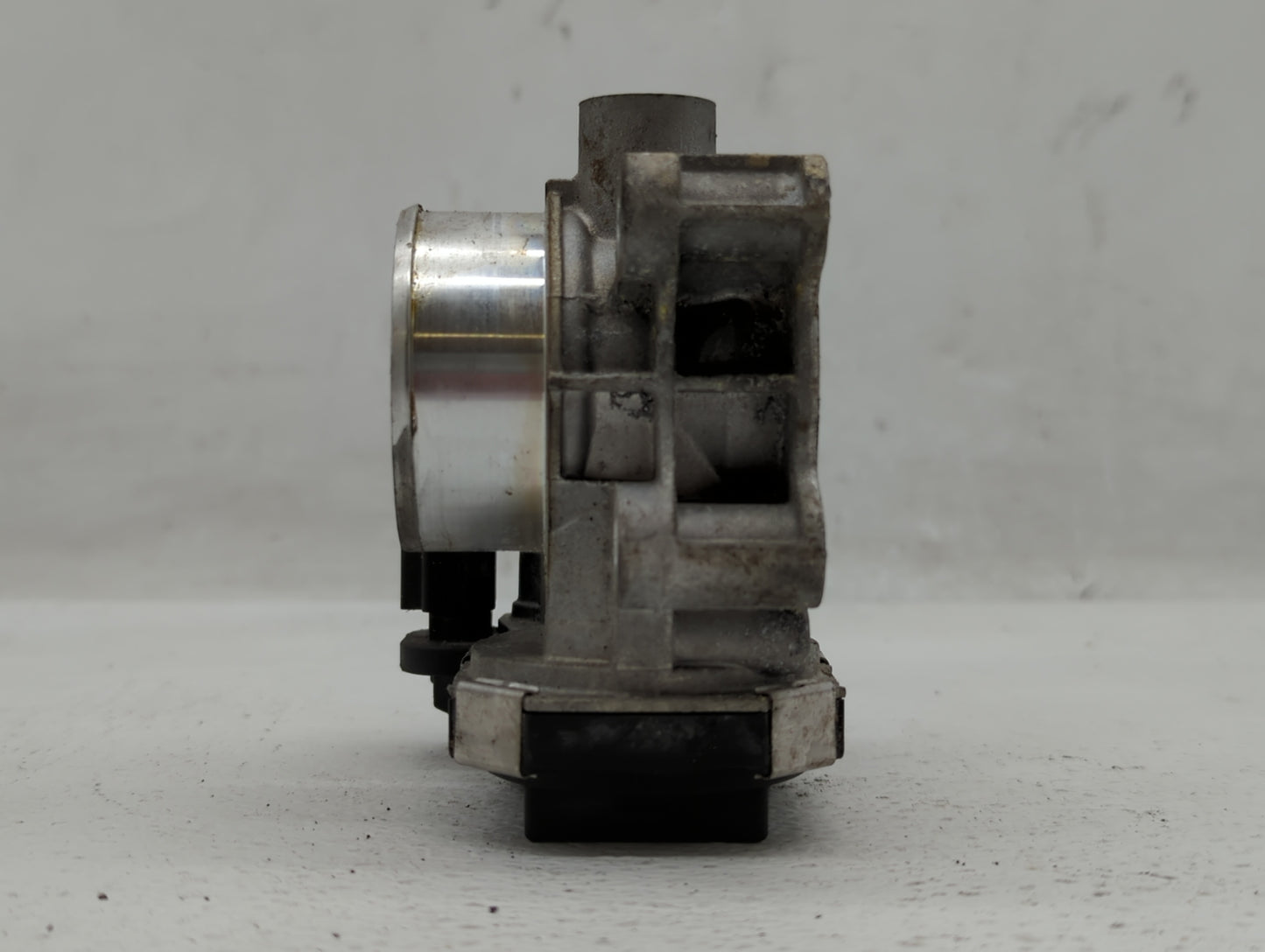 2016-2022 Chevrolet Spark Throttle Body P/N:12673014 31293736 Fits Fits 2016 2017 2018 2019 2020 2021 2022 OEM Used Auto Par
