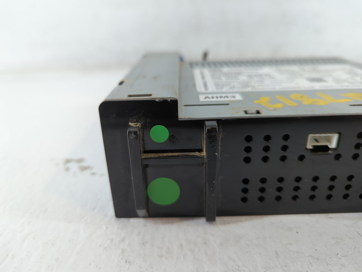 2017-2018 Chevrolet Spark Radio AM FM Cd Player Receiver Replacement P/N:42554562 Fits Fits 2017 2018 2019 OEM Used Auto Par