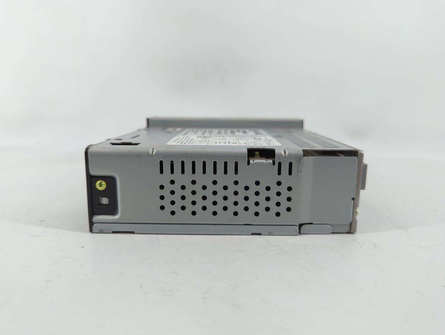 2017-2018 Chevrolet Spark Am Fm Cd Player Radio Receiver - Oemusedautoparts1.com