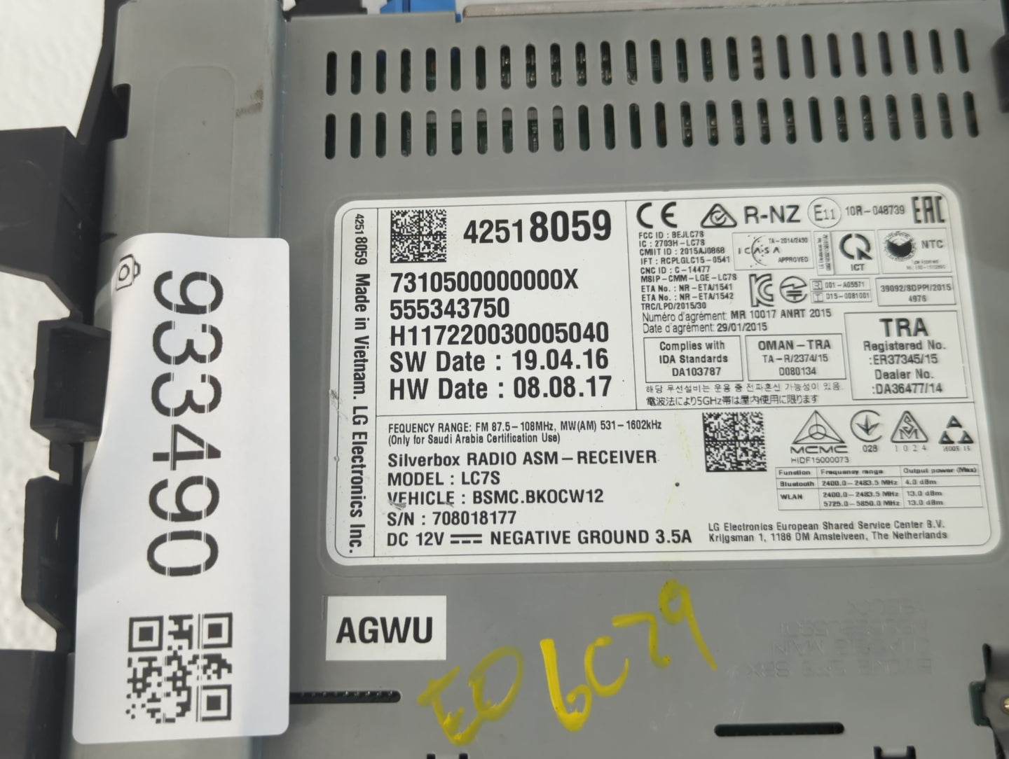 2017-2018 Chevrolet Spark Radio AM FM Cd Player Receiver Replacement P/N:42518059 Fits Fits 2017 2018 2019 OEM Used Auto Par