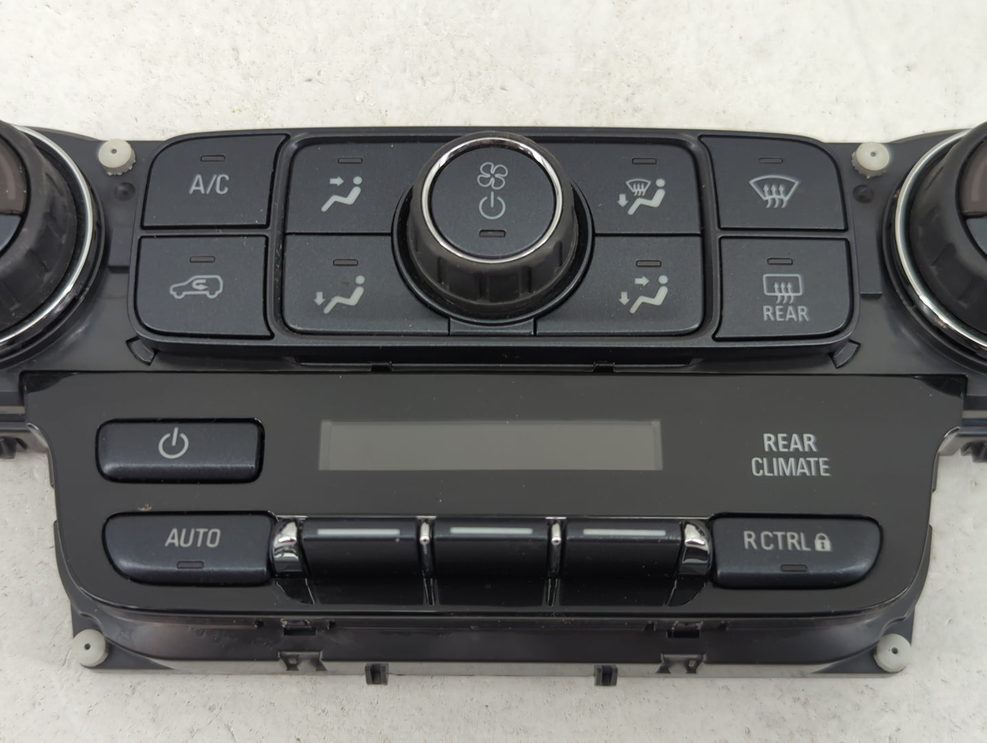 2018 Chevrolet Suburban Climate Control Module Temperature AC/Heater Replacement P/N:84258727 815372982 Fits OEM Used Auto P