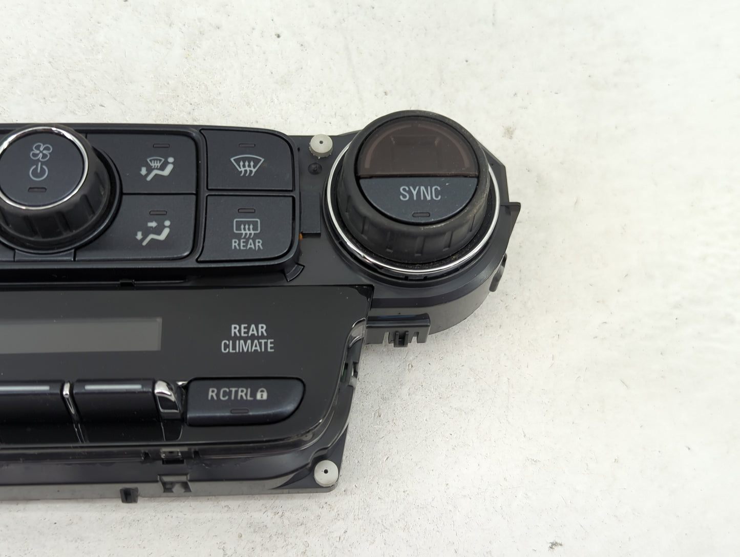 2018 Chevrolet Suburban Climate Control Module Temperature AC/Heater Replacement P/N:84258727 815372982 Fits OEM Used Auto P