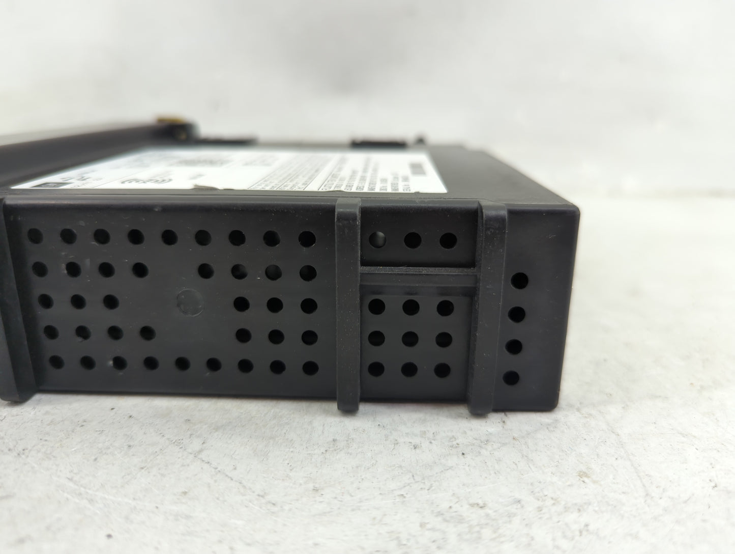 2016-2018 Chevrolet Suburban Radio AM FM Cd Player Receiver Replacement P/N:84278527 Fits Fits 2016 2017 2018 2019 2020 OEM 