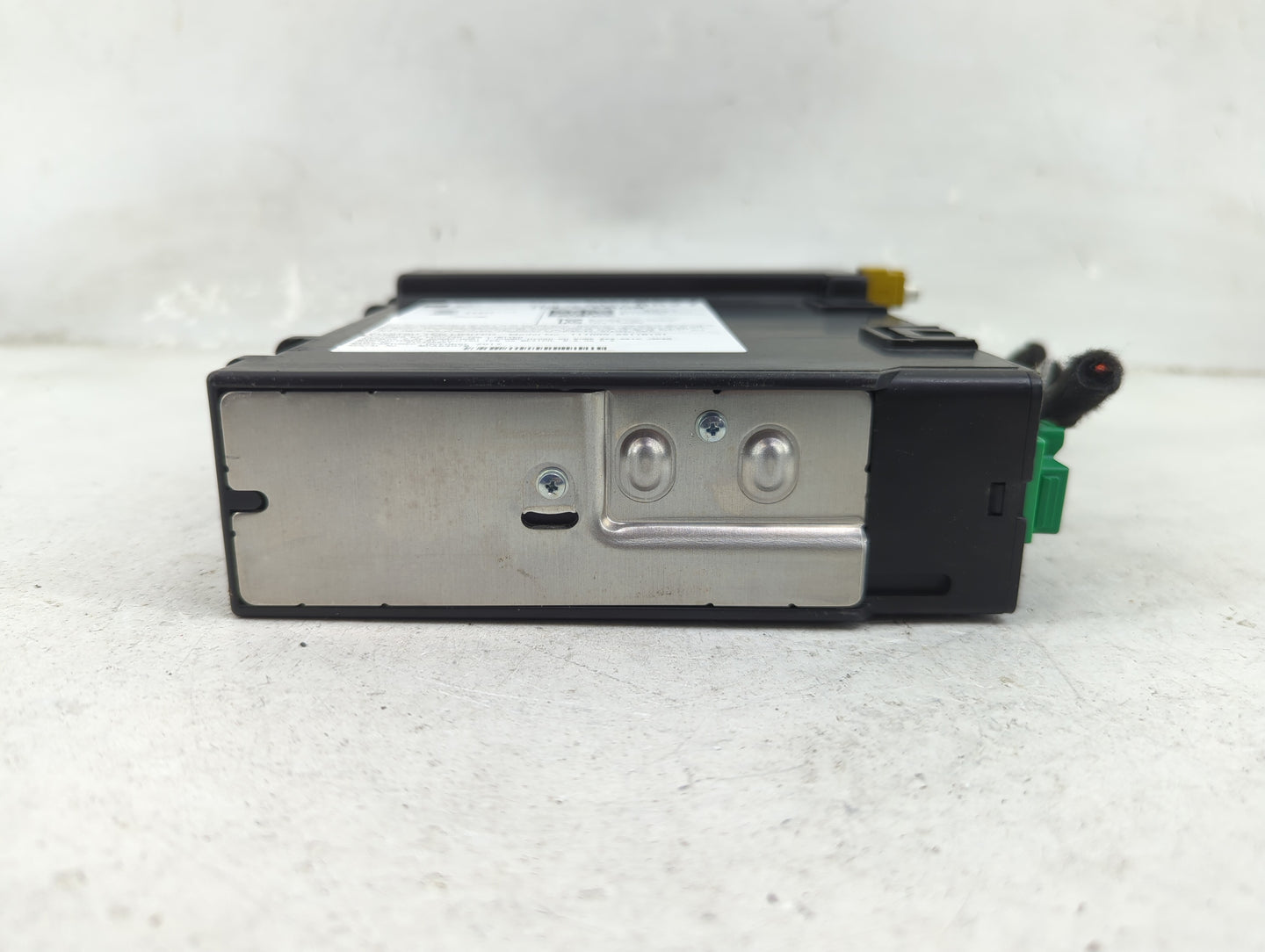 2016-2018 Chevrolet Suburban Radio AM FM Cd Player Receiver Replacement P/N:84278527 Fits Fits 2016 2017 2018 2019 2020 OEM 