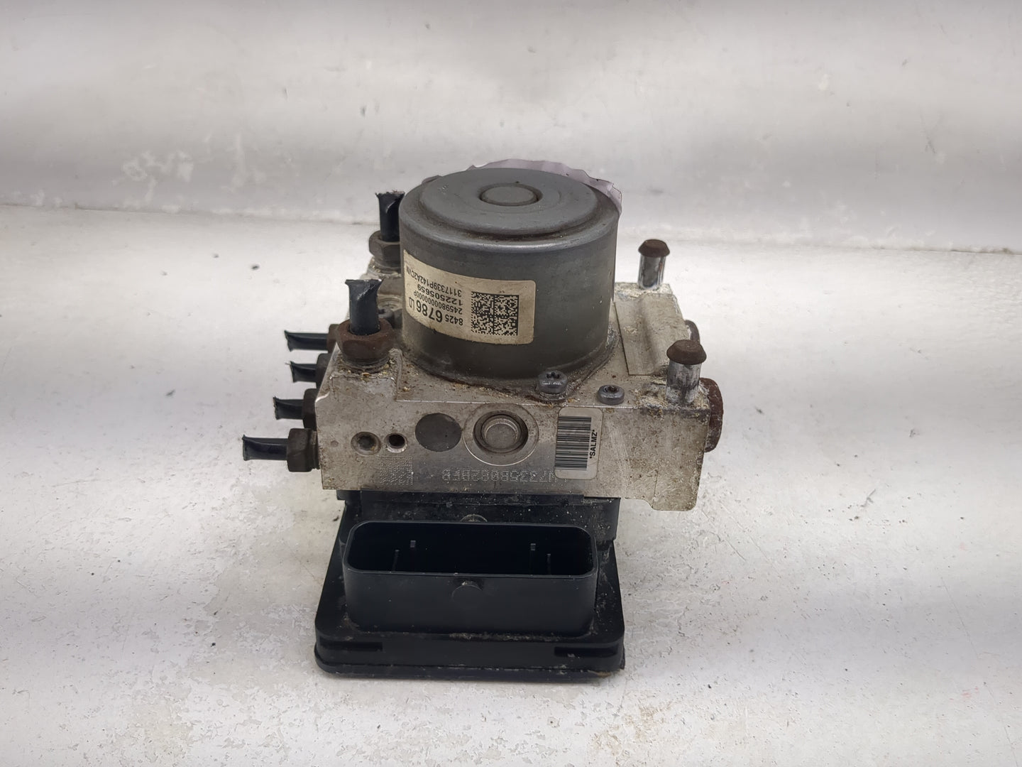 2018 Chevrolet Suburban ABS Pump Control Module Replacement P/N:84256786 84256787, 8511207, 59329795 Fits Fits 2016 2017 OEM