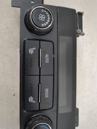 2017-2018 Chevrolet Suburban Climate Control Module Temperature AC/Heater Replacement P/N:LUT0543F 186 877-05 Fits OEM Used 