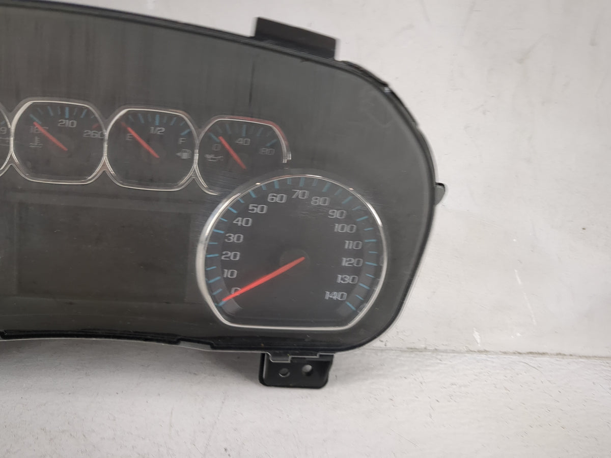 2018 Chevrolet Suburban Instrument Cluster Speedometer Gauges P/N:28333223 84298023, 28580997 Miles:118K Fits Fits 2019 2020