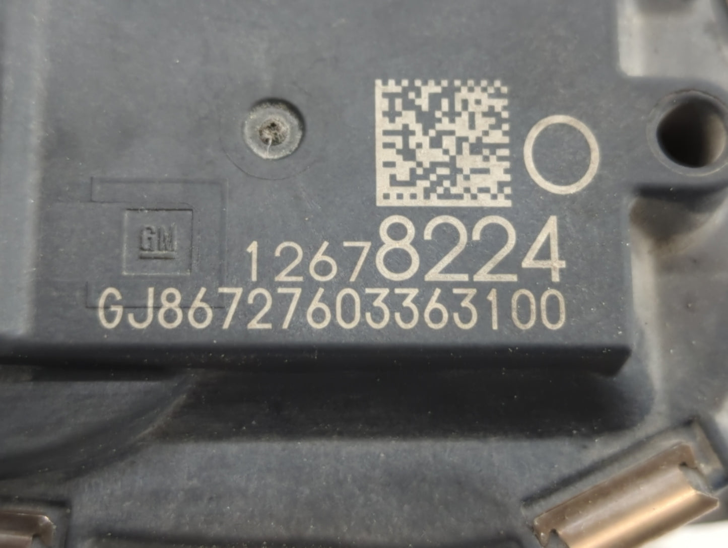 2018 Chevrolet Suburban Throttle Body P/N:12617792 12678224 Fits Fits 2014 2015 2016 2017 2019 2020 2021 2022 OEM Used Auto 