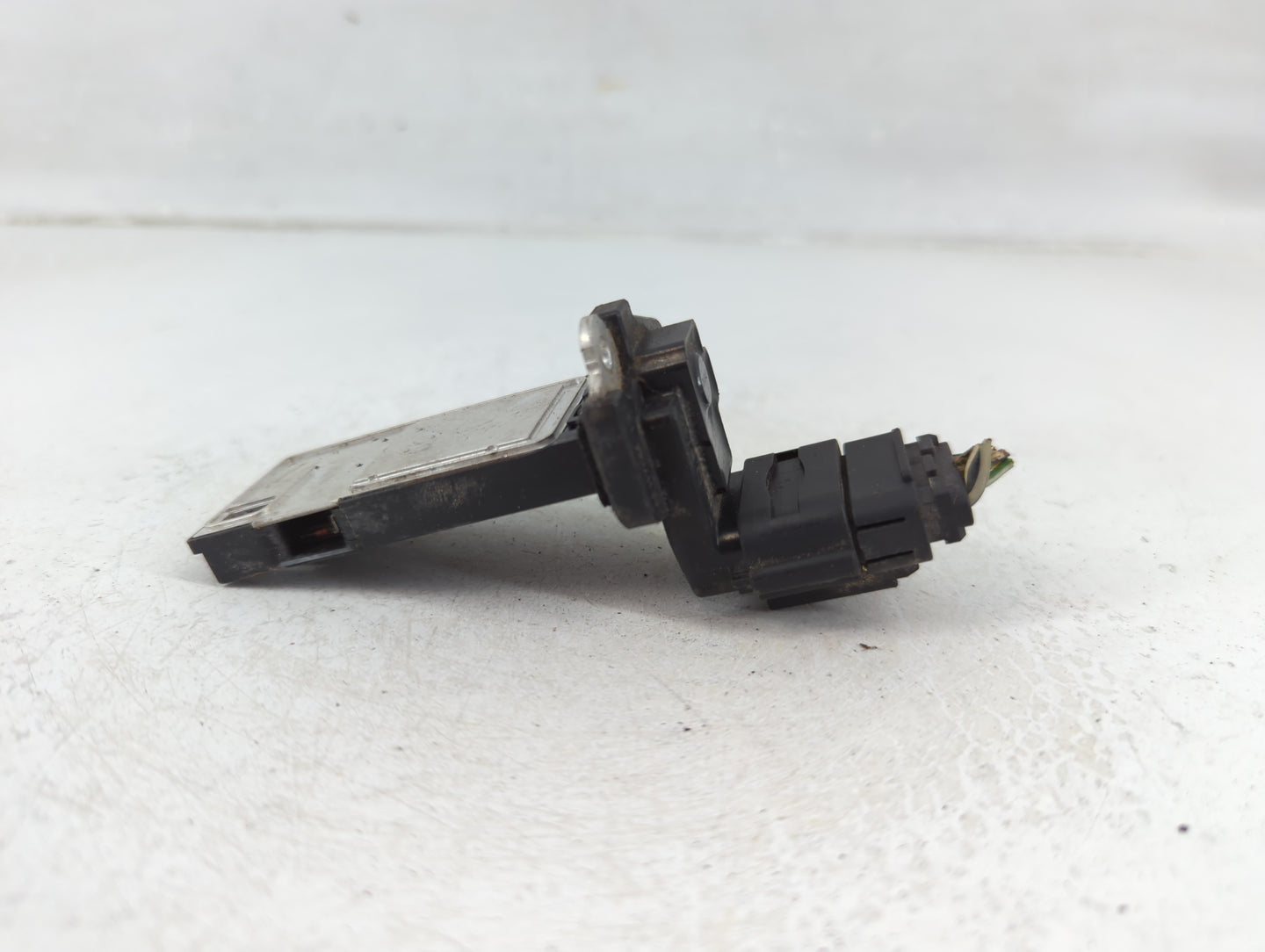 Chevrolet Suburban 1500 Mass Air Flow Meter Maf - Oemusedautoparts1.com