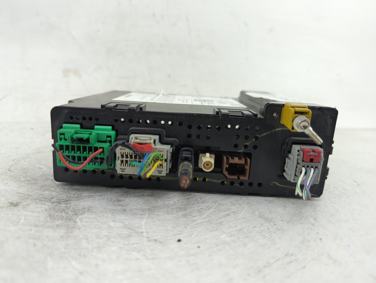 2018 Chevrolet Suburban 1500 Radio AM FM Cd Player Receiver Replacement P/N:84278527 Fits Fits 2017 2019 OEM Used Auto Parts