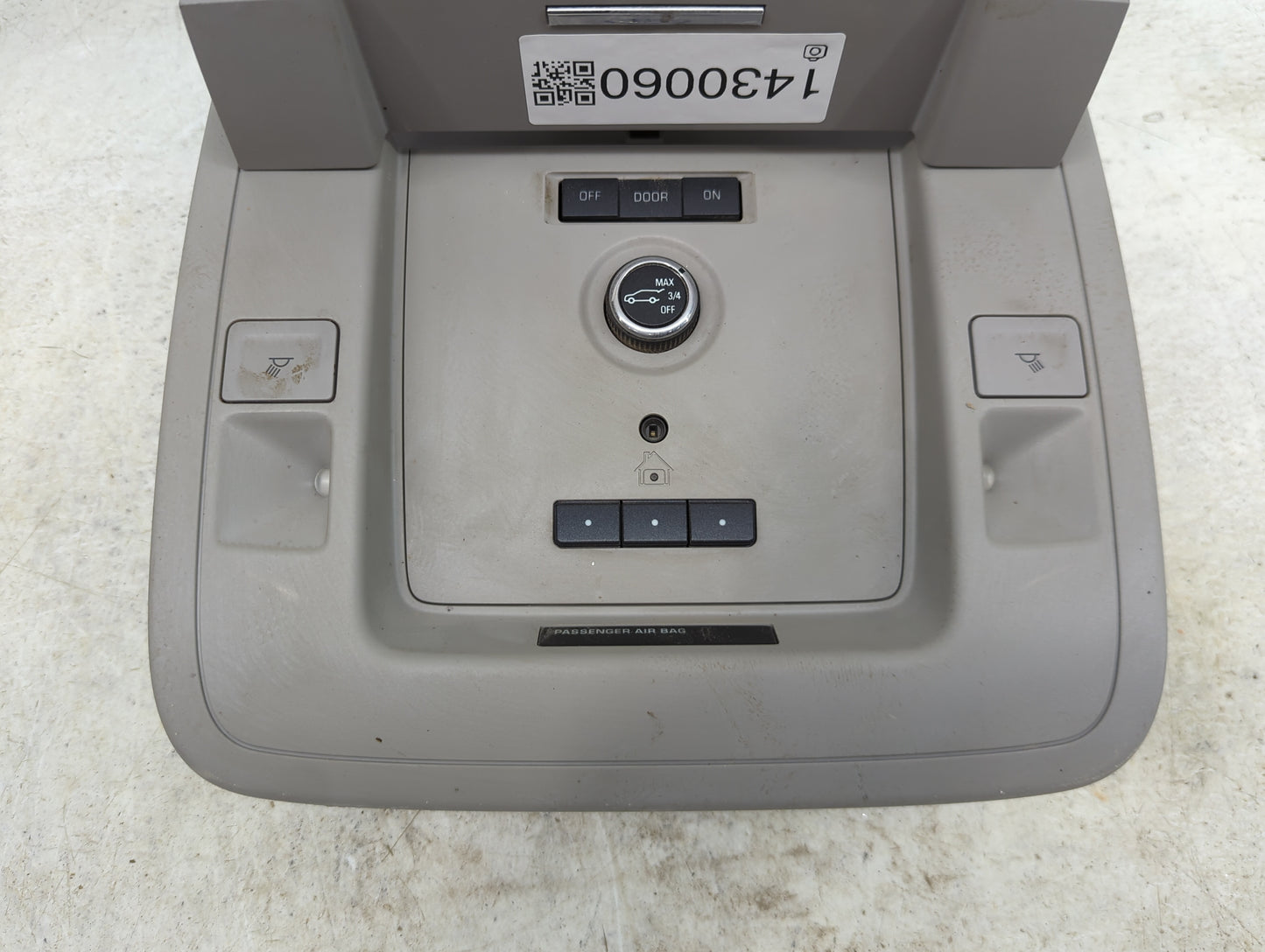 2018 Chevrolet Suburban 1500 Overhead Roof Console - Oemusedautoparts1.com