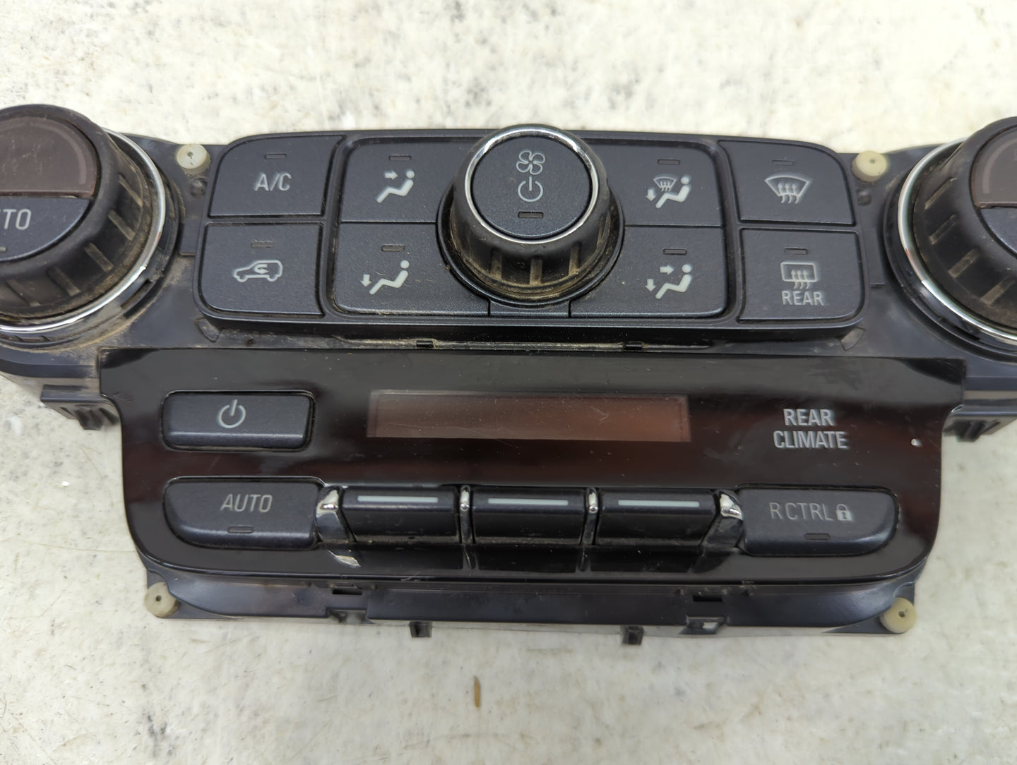 2018 Chevrolet Suburban 1500 Climate Control Module Temperature AC/Heater Replacement P/N:84258727 Fits Fits 2017 2019 2020 