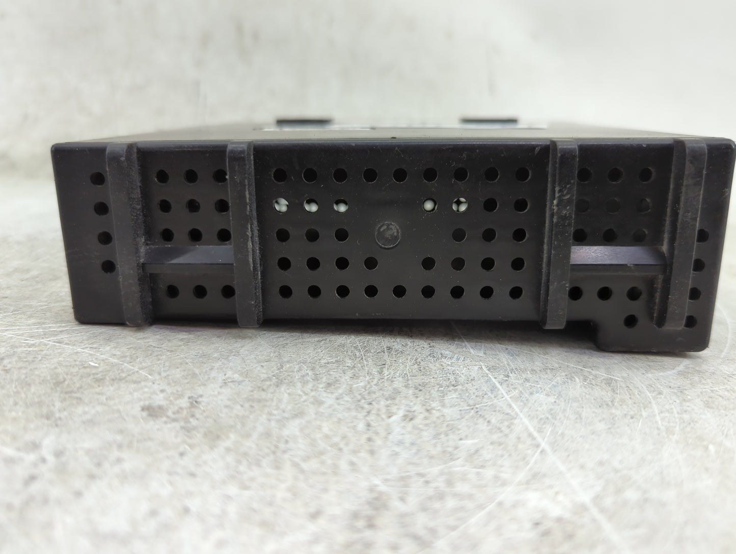 2018 Chevrolet Suburban 1500 Radio AM FM Cd Player Receiver Replacement P/N:84278527 111000-6911A101, FT0040A Fits OEM Used 