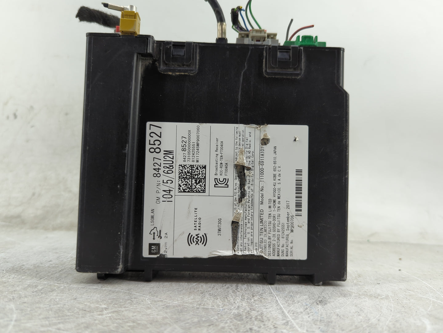 2018 Chevrolet Suburban 1500 Radio AM FM Cd Player Receiver Replacement P/N:84278527 111000-6911A101, FT0040A Fits OEM Used 