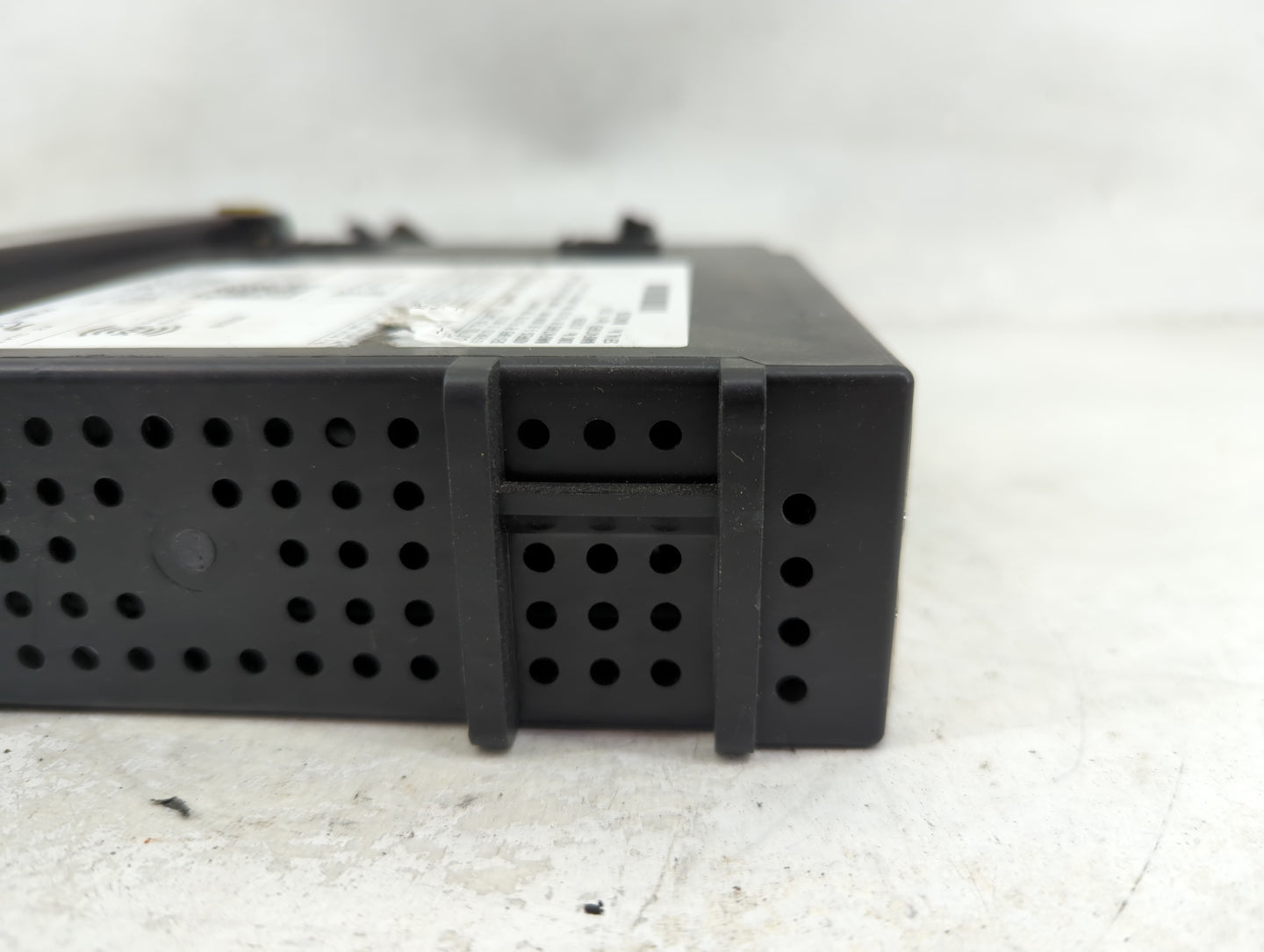 2018 Chevrolet Suburban 1500 Radio AM FM Cd Player Receiver Replacement P/N:84361176 FT0040A Fits Fits 2017 2019 OEM Used Au
