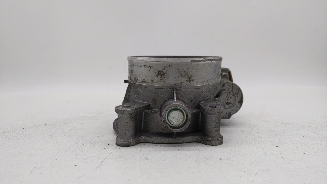 2018 Chevrolet Suburban 1500 Throttle Body P/N:12678224 12617792 Fits Fits 2014 2015 2016 2017 2019 OEM Used Auto Parts - Oe