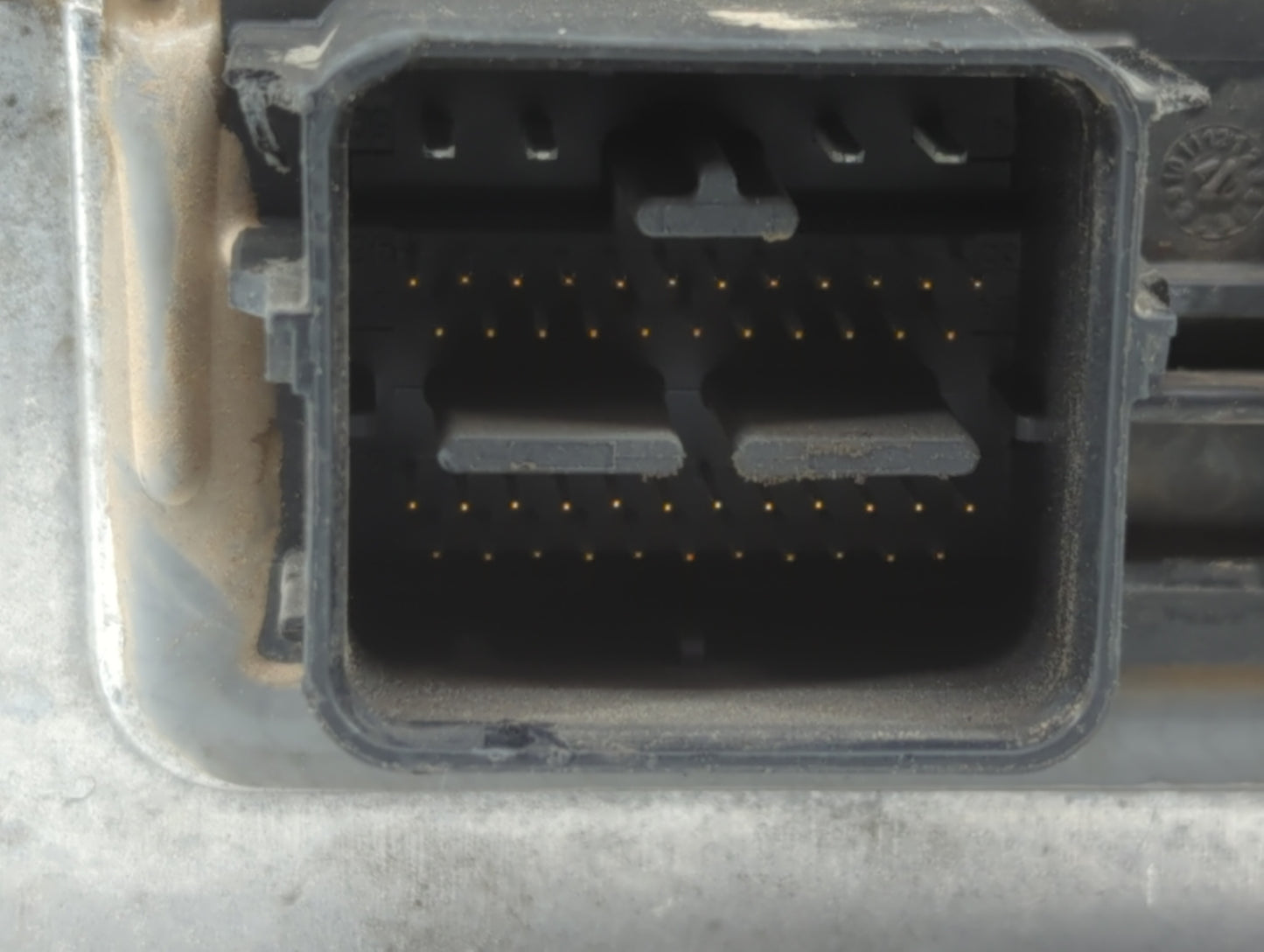 2018 Chevrolet Suburban 1500 PCM Engine Control Computer ECU ECM PCU OEM P/N:8L8A-12A650-APB 8L8A-12A650-BEA Fits Fits 2008 