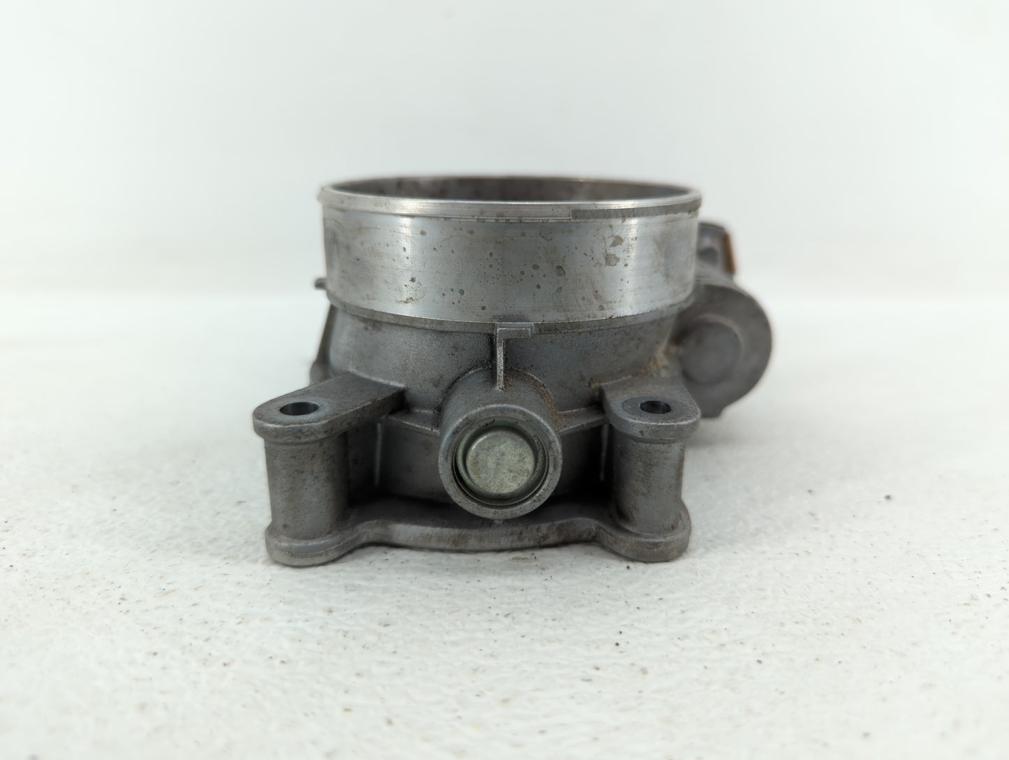 2018 Chevrolet Suburban 1500 Throttle Body P/N:12678224 12617792 Fits Fits 2014 2015 2016 2017 2019 OEM Used Auto Parts - Oe