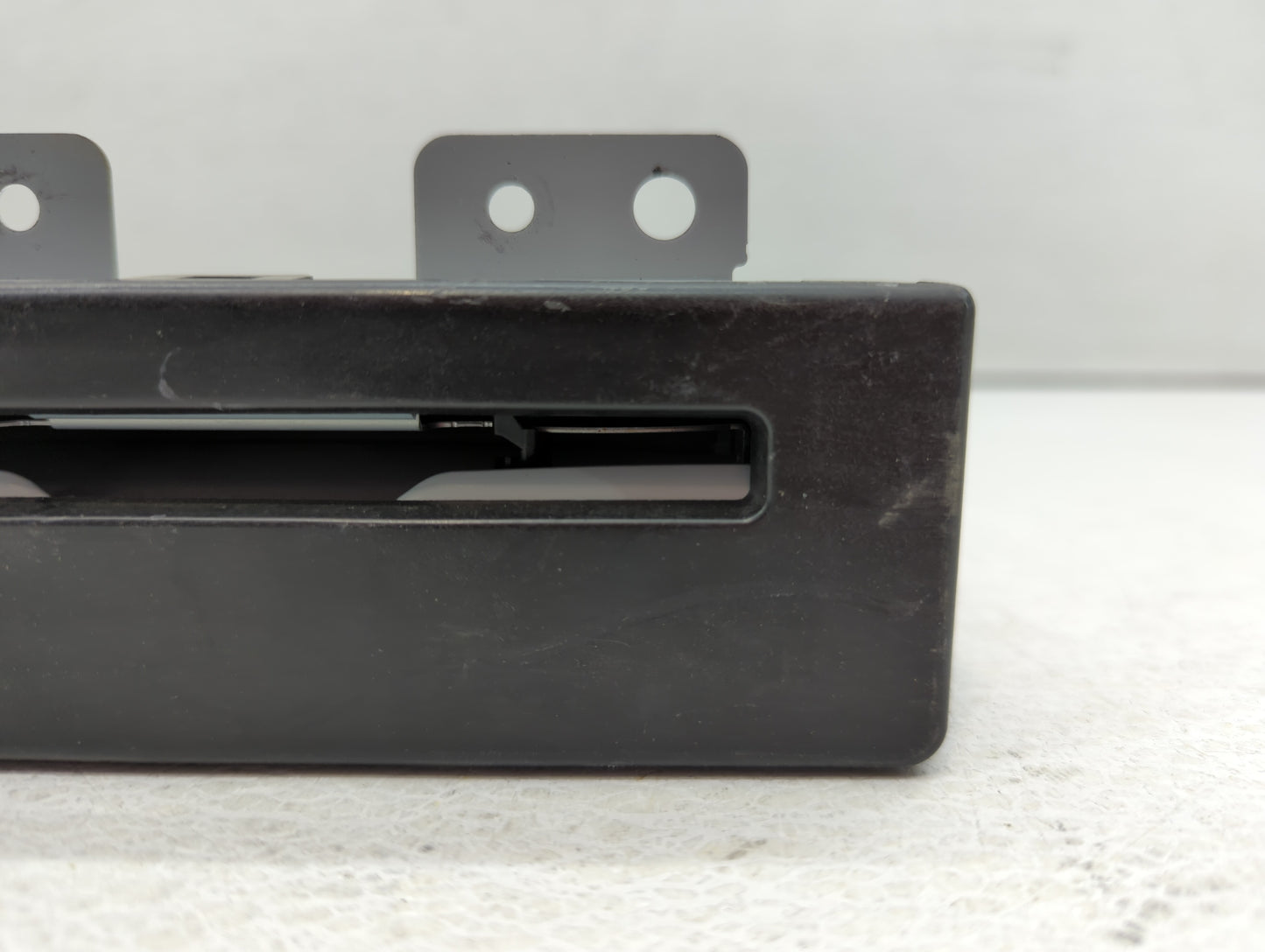 2018 Chevrolet Suburban 1500 Radio AM FM Cd Player Receiver Replacement P/N:84016434 Fits Fits 2017 2019 2020 OEM Used Auto 