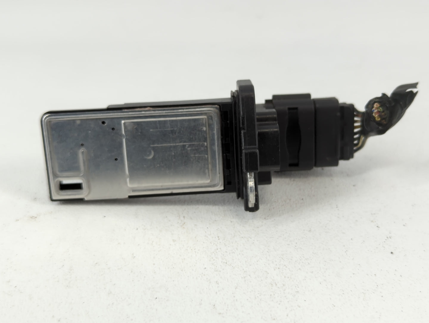 Chevrolet Suburban 1500 Mass Air Flow Meter Maf - Oemusedautoparts1.com