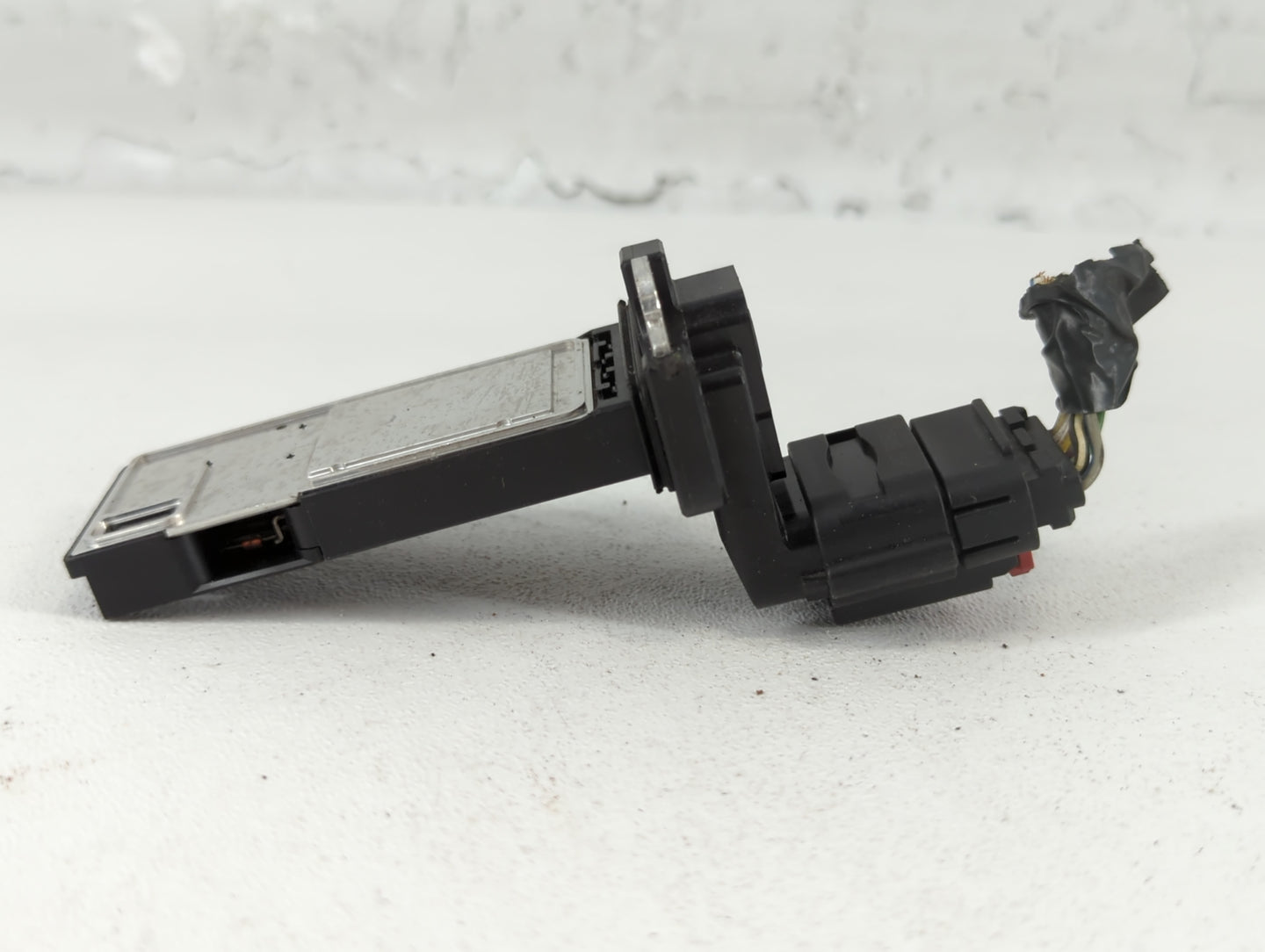 Chevrolet Suburban 1500 Mass Air Flow Meter Maf - Oemusedautoparts1.com